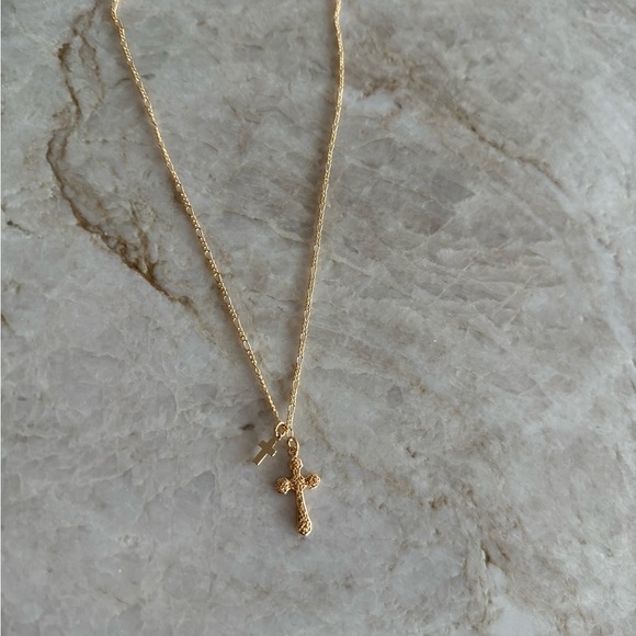 NWOT ALV JEWELS ROSA CROSS NECKLACE - Picture 3 of 4